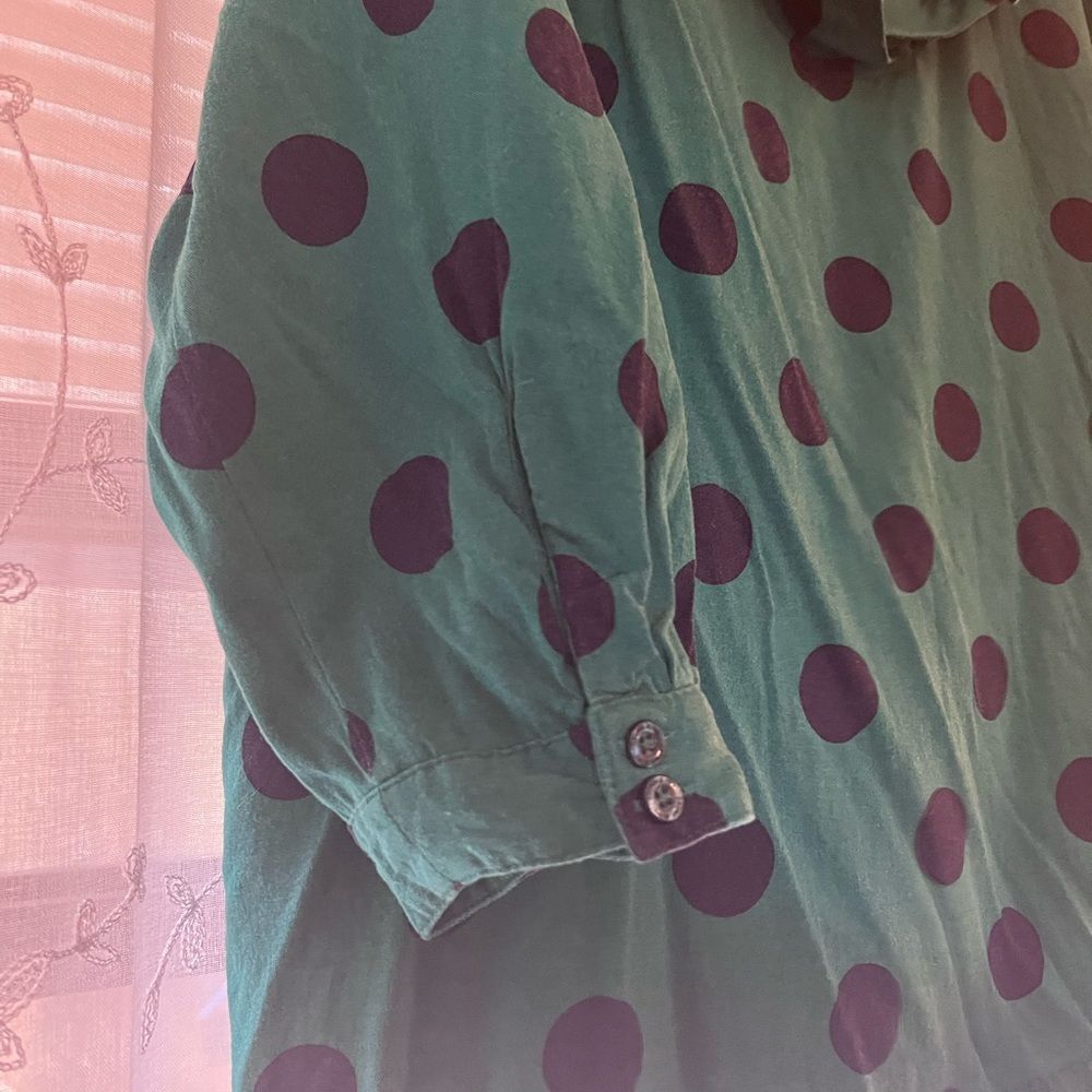 Crown & Ivy Green and Black Polka Dot Top - Picture 4 of 8